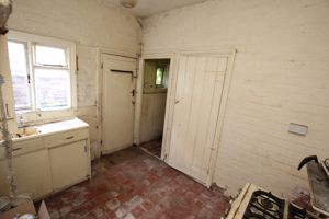 Photo 15- click for photo gallery